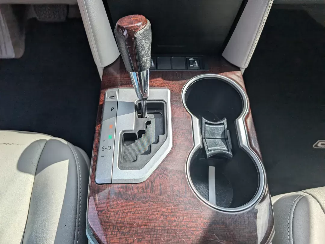 2012 Toyota Camry XLE (4T4BF1FK1CR) with an Gas I4 2.5L/152 engine, 6-Speed Automatic w/Manual Shift transmission, located at 3959 U.S. 80 W, Phenix City, AL, 36870, (334) 297-4885, 32.469296, -85.135185 - 2012 Toyota Camry XLE - Photo#12
