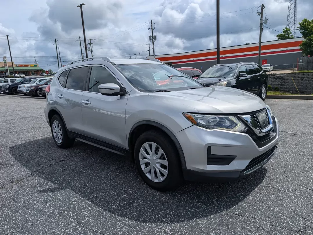 2017 /Charcoal Nissan Rogue S (JN8AT2MT8HW) with an Regular Unleaded I-4 2.5 L/152 engine, 1-Speed CVT w/OD transmission, located at 3959 U.S. 80 W, Phenix City, AL, 36870, (334) 297-4885, 32.469296, -85.135185 - 2017 Nissan Rogue S - Photo#2