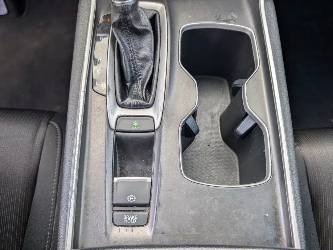 2018 Honda Accord Sedan LX 1.5T (1HGCV1F1XJA) with an Intercooled Turbo Regular Unleaded I-4 1.5 L/91 engine, 1-Speed CVT w/OD transmission, located at 3959 U.S. 80 W, Phenix City, AL, 36870, (334) 297-4885, 32.469296, -85.135185 - 2018 Honda Accord Sedan LX 1.5T - Photo#12