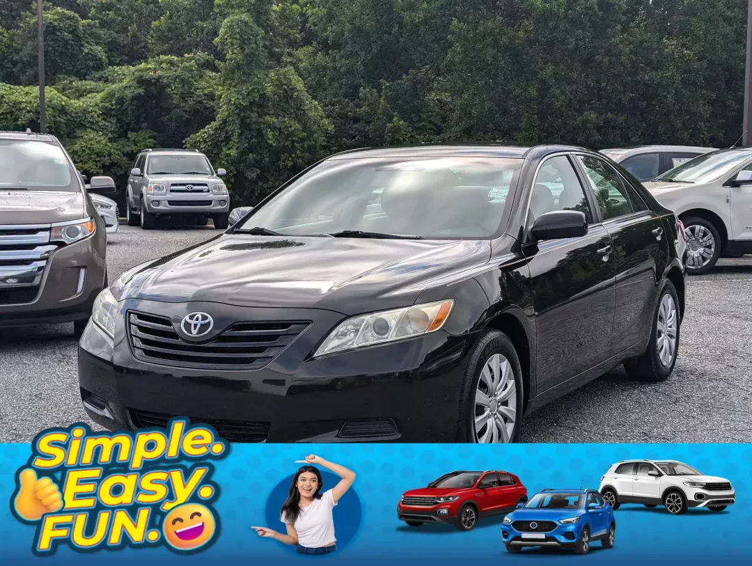 2007 Toyota Camry LE (4T1BK46K97U) with an Gas V6 3.5L/211 engine, 6-Speed Automatic w/OD transmission, located at 3959 U.S. 80 W, Phenix City, AL, 36870, (334) 297-4885, 32.469296, -85.135185 - 2007 Toyota Camry LE - Photo#0