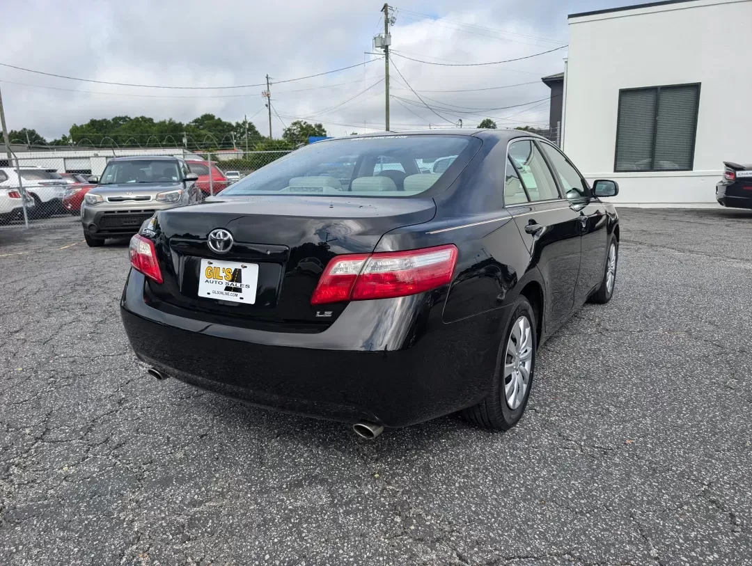 2007 Toyota Camry LE (4T1BK46K97U) with an Gas V6 3.5L/211 engine, 6-Speed Automatic w/OD transmission, located at 3959 U.S. 80 W, Phenix City, AL, 36870, (334) 297-4885, 32.469296, -85.135185 - 2007 Toyota Camry LE - Photo#4