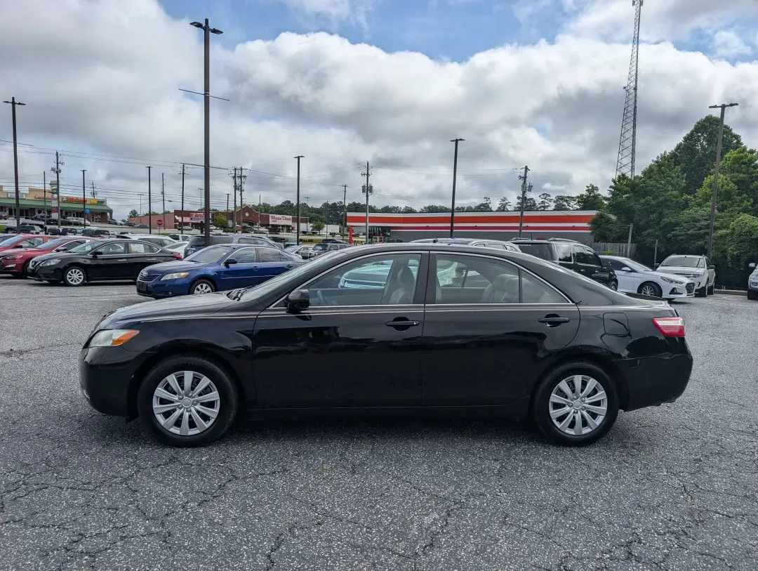 2007 Toyota Camry LE (4T1BK46K97U) with an Gas V6 3.5L/211 engine, 6-Speed Automatic w/OD transmission, located at 3959 U.S. 80 W, Phenix City, AL, 36870, (334) 297-4885, 32.469296, -85.135185 - 2007 Toyota Camry LE - Photo#7