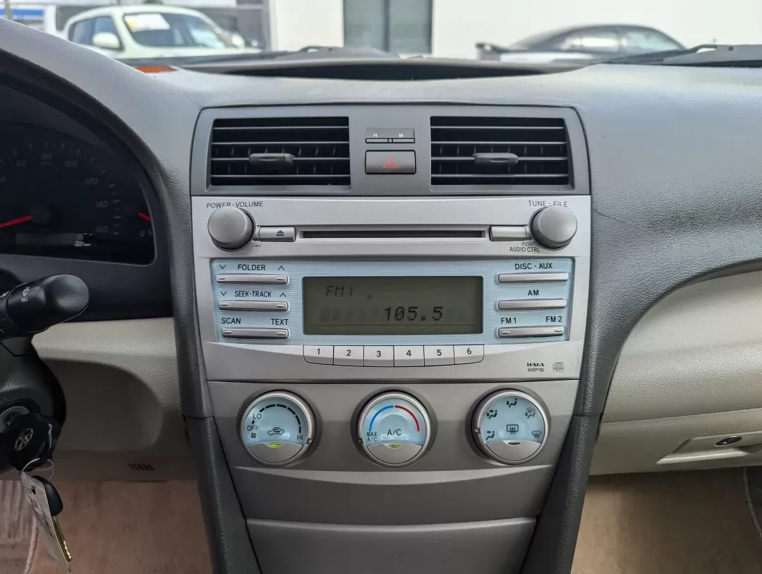 2007 Toyota Camry LE (4T1BK46K97U) with an Gas V6 3.5L/211 engine, 6-Speed Automatic w/OD transmission, located at 3959 U.S. 80 W, Phenix City, AL, 36870, (334) 297-4885, 32.469296, -85.135185 - 2007 Toyota Camry LE - Photo#14