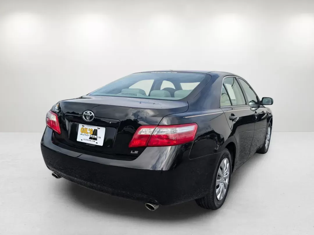 2007 Toyota Camry LE (4T1BK46K97U) with an Other engine, located at 521 Old Farm Lane Rd, Prattville, AL, 36066, (334) 325-1505, 32.482460, -86.416367 - **Discover Your Next Adventure with the 2007 Toyota Camry LE at Gils Auto - Phenix City!**<br /> <br /> Are you searching for a reliable and stylish sedan that fits perfectly into your busy lifestyle? Look no further! The 2007 Toyota Camry LE is not just a car; it's your steadfast companion for both - Photo#4