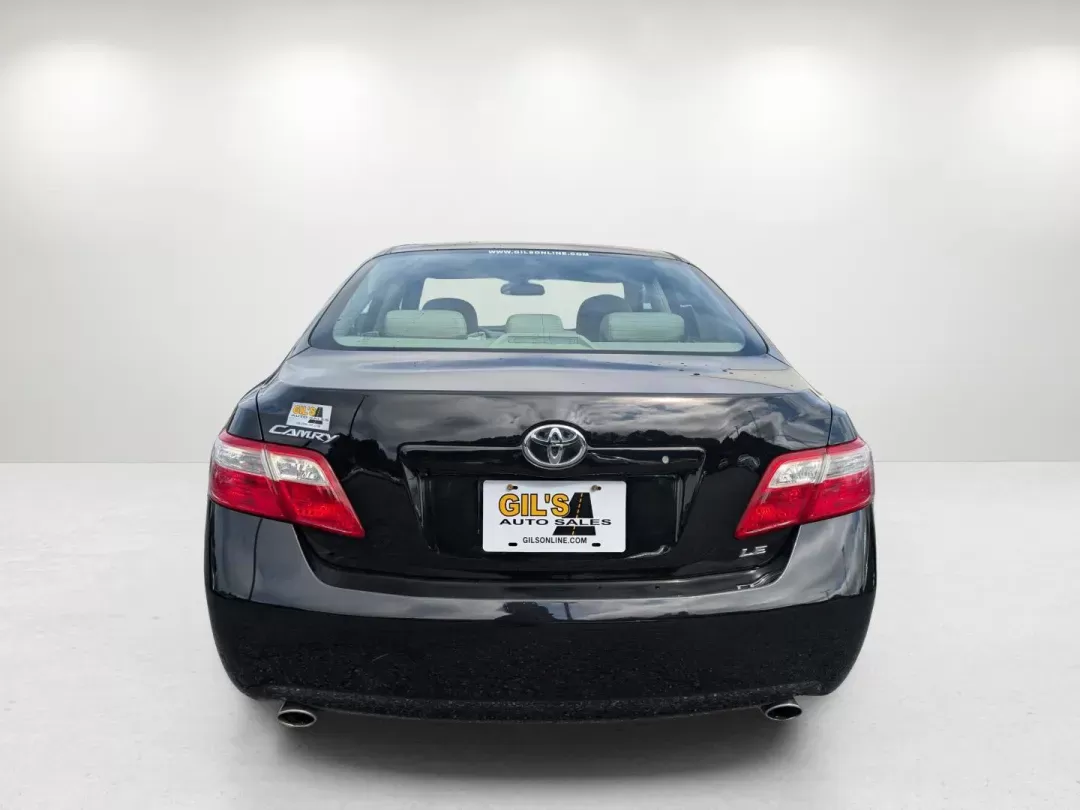 2007 Toyota Camry LE (4T1BK46K97U) with an Other engine, located at 521 Old Farm Lane Rd, Prattville, AL, 36066, (334) 325-1505, 32.482460, -86.416367 - **Discover Your Next Adventure with the 2007 Toyota Camry LE at Gils Auto - Phenix City!**<br /> <br /> Are you searching for a reliable and stylish sedan that fits perfectly into your busy lifestyle? Look no further! The 2007 Toyota Camry LE is not just a car; it's your steadfast companion for both - Photo#5