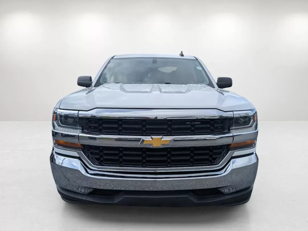 2017 /Dark Ash with Jet Black Interior Accents Chevrolet Silverado 1500 LS (3GCPCNEC5HG) with an Gas V8 5.3L/325 engine, 6-Speed Automatic transmission, located at 3959 U.S. 80 W, Phenix City, AL, 36870, (334) 297-4885, 32.469296, -85.135185 - **Drive Your Adventures with the 2017 Chevrolet Silverado 1500 at Gils Auto!**<br /> <br /> Are you ready to elevate your lifestyle with the perfect vehicle for all your adventures? Whether you're a growing family looking for a reliable transport, an avid weekend explorer, or a budget-conscious comm - Photo#2
