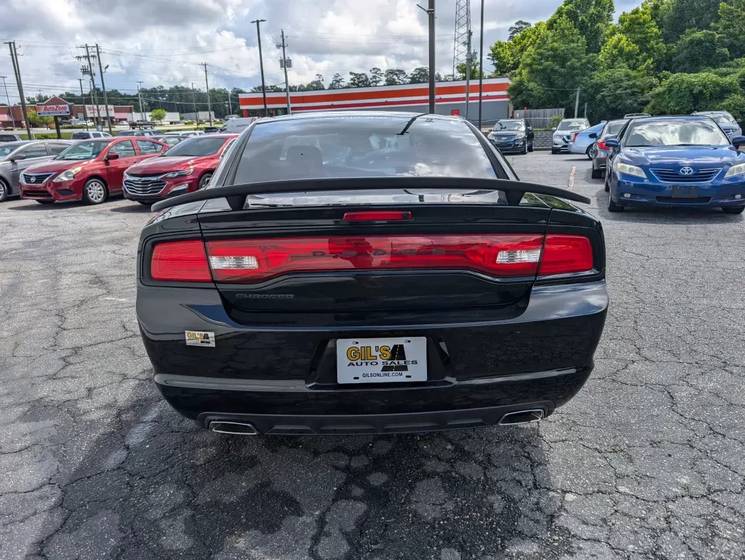 2013 /Black Interior Dodge Charger SE (2C3CDXBG7DH) with an Gas/Ethanol V6 3.6L/220 engine, 8-Speed Automatic transmission, located at 3959 U.S. 80 W, Phenix City, AL, 36870, (334) 297-4885, 32.469296, -85.135185 - 2013 Dodge Charger SE - Photo#5