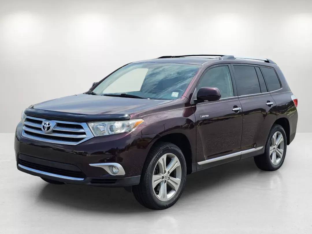 2012 Toyota Highlander Limited (5TDDK3EH2CS) with an Other engine, located at 521 Old Farm Lane Rd, Prattville, AL, 36066, (334) 325-1505, 32.482460, -86.416367 - **Discover Your Next Adventure with the 2012 Toyota Highlander at Gils Auto in Prattville, AL!**<br /> <br /> Are you in search of a versatile SUV that can accommodate your family's needs while offering comfort and style for everyday adventures? Look no further than the 2012 Toyota Highlander Limite - Photo#0