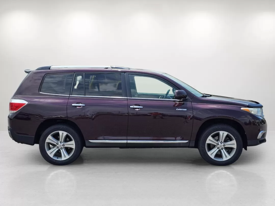 2012 Toyota Highlander Limited (5TDDK3EH2CS) with an Other engine, located at 1430 Gateway Drive, Opelika, AL, 36801, (334) 239-0944, 32.637871, -85.409790 - 2012 Toyota Highlander Limited - Photo#3
