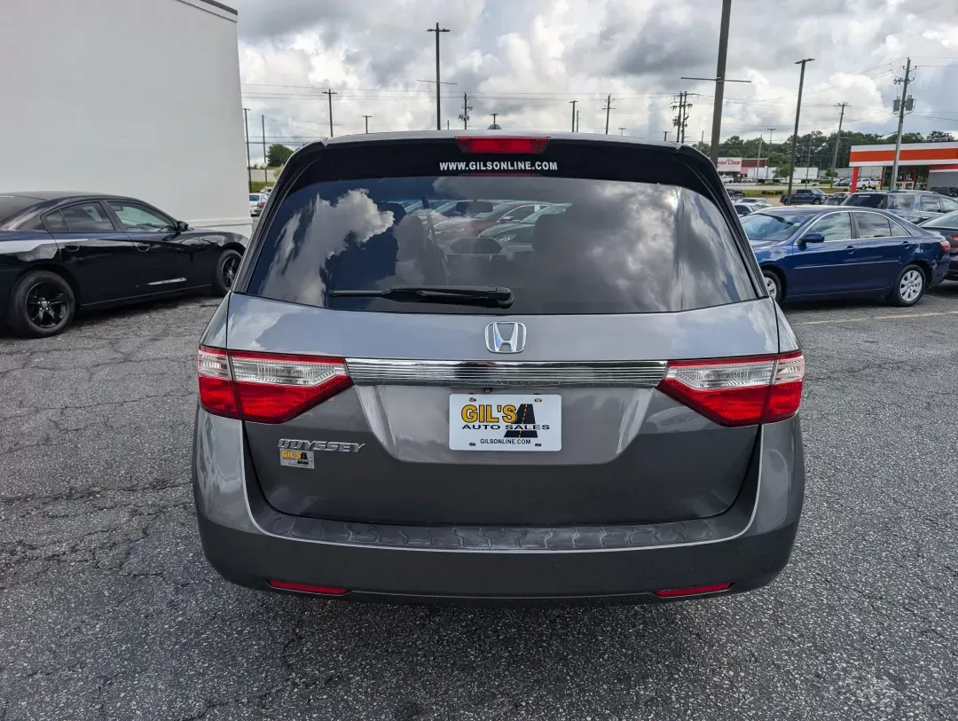 2012 Honda Odyssey EX-L (5FNRL5H68CB) with an Gas V6 3.5L/212 engine, 5-Speed Automatic transmission, located at 1430 Gateway Drive, Opelika, AL, 36801, (334) 239-0944, 32.637871, -85.409790 - 2012 Honda Odyssey EX-L - Photo#5