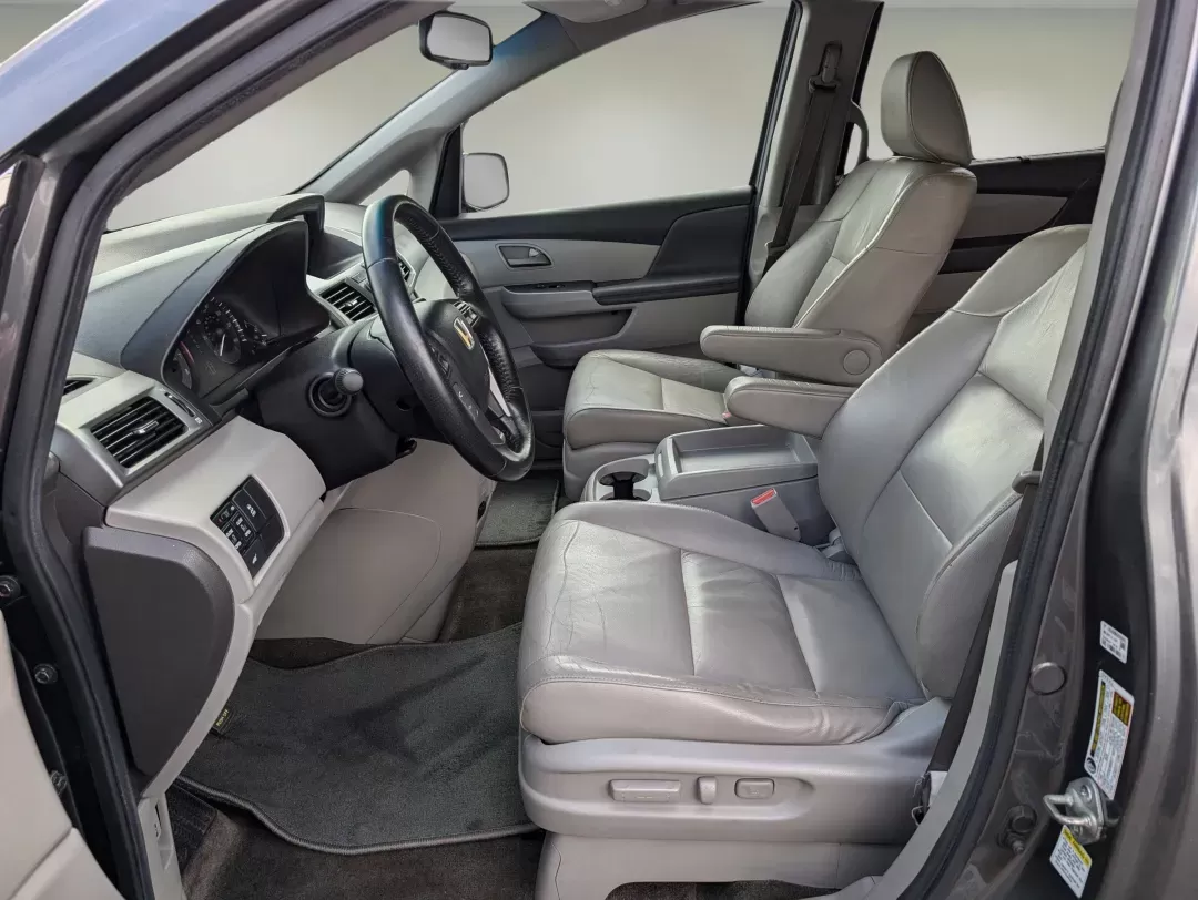 2012 Honda Odyssey EX-L (5FNRL5H68CB) with an Gas V6 3.5L/212 engine, 5-Speed Automatic transmission, located at 3959 U.S. 80 W, Phenix City, AL, 36870, (334) 297-4885, 32.469296, -85.135185 - 2012 Honda Odyssey EX-L - Photo#9