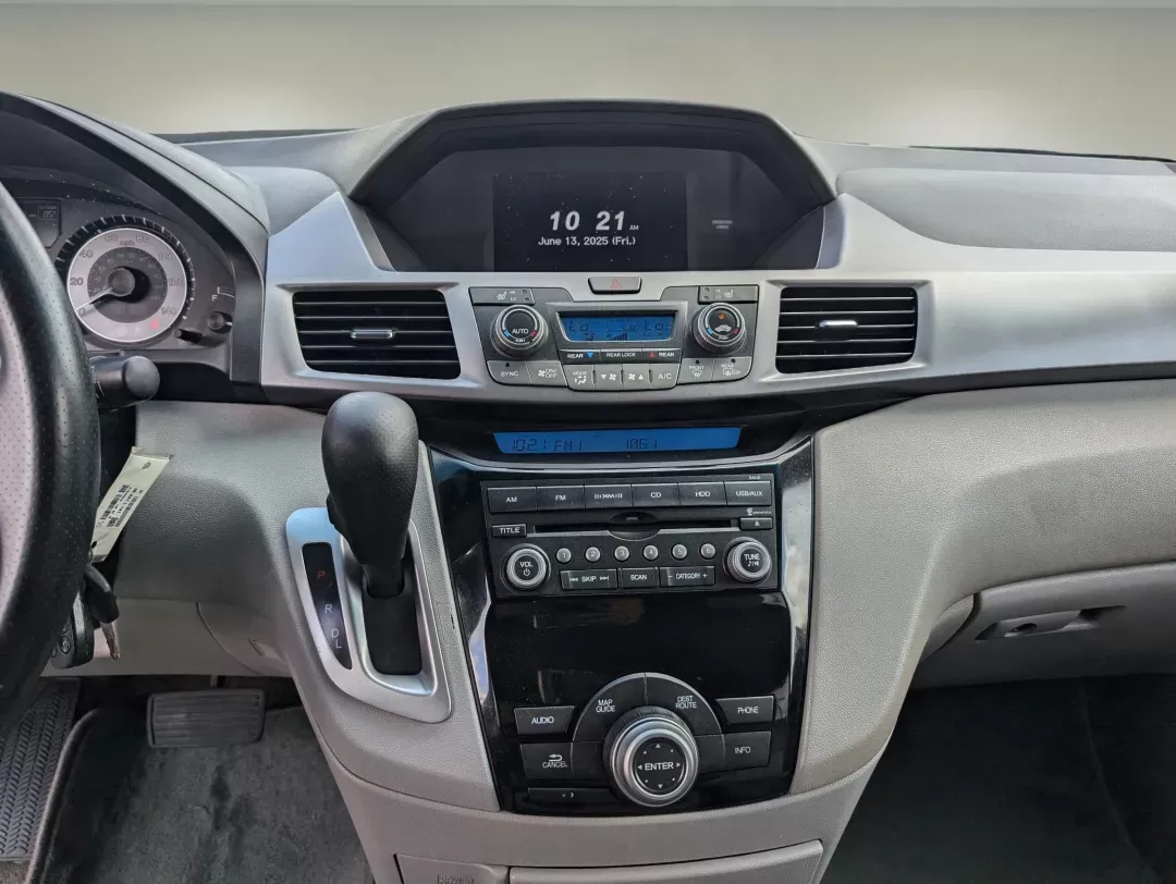2012 Honda Odyssey EX-L (5FNRL5H68CB) with an Gas V6 3.5L/212 engine, 5-Speed Automatic transmission, located at 3959 U.S. 80 W, Phenix City, AL, 36870, (334) 297-4885, 32.469296, -85.135185 - 2012 Honda Odyssey EX-L - Photo#15