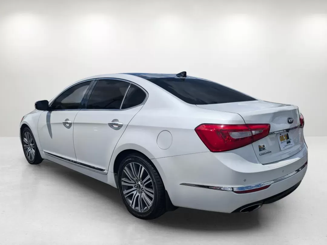 2015 /Beige Kia Cadenza Premium (KNALN4D74F5) with an Regular Unleaded V-6 3.3 L/204 engine, 6-Speed Automatic w/OD transmission, located at 521 Old Farm Lane Rd, Prattville, AL, 36066, (334) 325-1505, 32.482460, -86.416367 - 2015 Kia Cadenza Premium - Photo#7