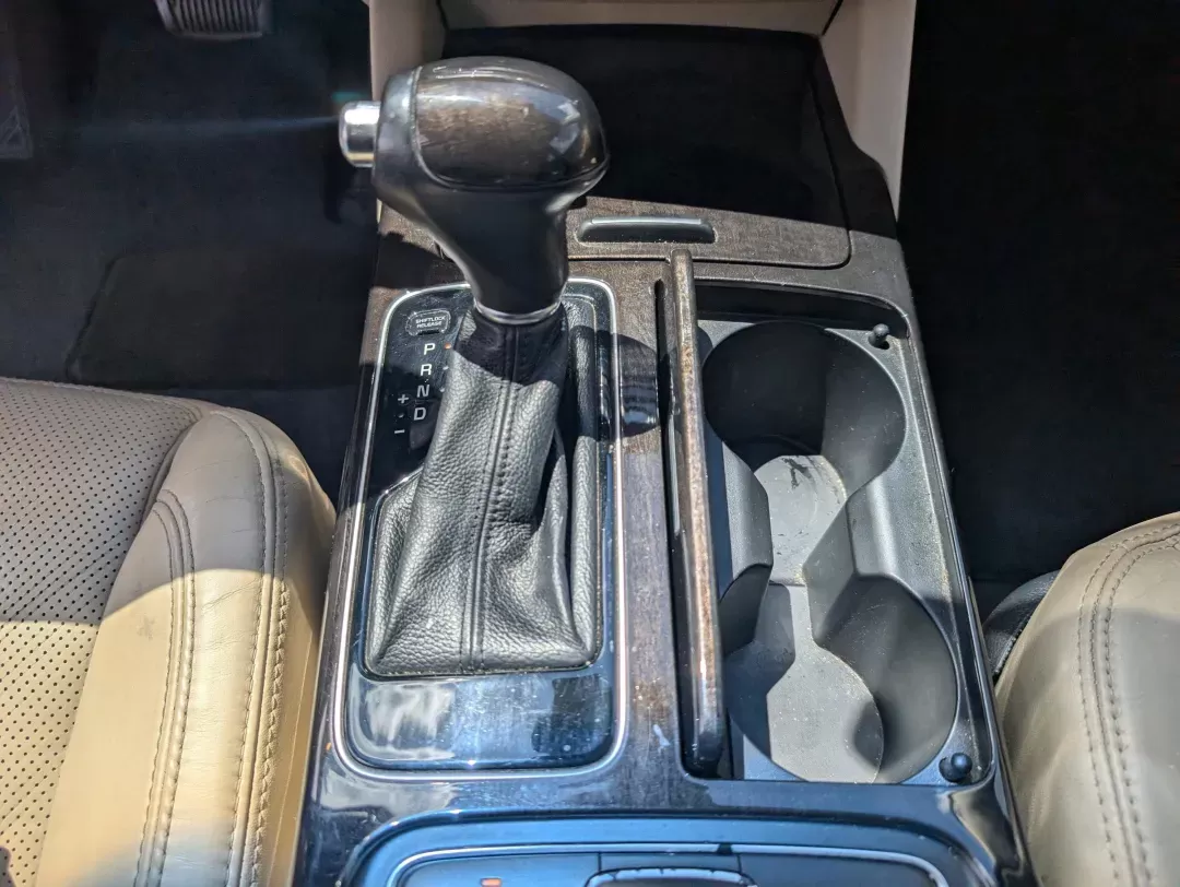 2015 /Beige Kia Cadenza Premium (KNALN4D74F5) with an Regular Unleaded V-6 3.3 L/204 engine, 6-Speed Automatic w/OD transmission, located at 521 Old Farm Lane Rd, Prattville, AL, 36066, (334) 325-1505, 32.482460, -86.416367 - 2015 Kia Cadenza Premium - Photo#13