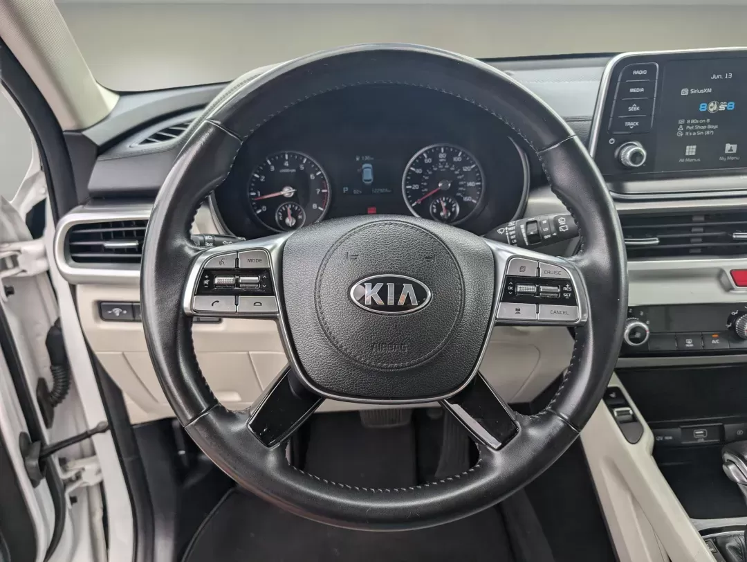 2020 /Gray Kia Telluride S (5XYP6DHC3LG) with an Regular Unleaded V-6 3.8 L/231 engine, 8-Speed Automatic w/OD transmission, located at 3959 U.S. 80 W, Phenix City, AL, 36870, (334) 297-4885, 32.469296, -85.135185 - 2020 Kia Telluride S - Photo#13