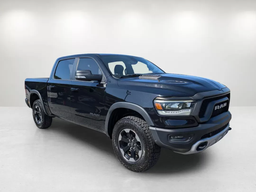 2020 /Red/Black Ram 1500 Rebel (1C6SRFLT4LN) with an Other engine, located at 7000 Northlake Connector, Columbus, GA, 31904, (706) 987-8085, 32.524975, -84.978134 - **Unleash Your Adventurous Spirit with the 2020 Ram 1500 Rebel Perfect for Weekend Getaways and Daily Drives!**<br /> <br /> Are you ready to elevate your lifestyle with a pickup that embodies strength, style, and versatility? Look no further than the outstanding **2020 Ram 1500 Rebel** available a - Photo#2