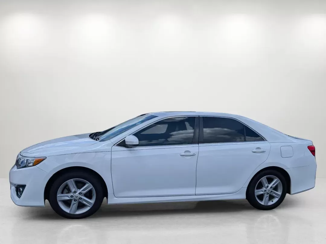 2012 Toyota Camry SE (4T1BF1FKXCU) with an Gas I4 2.5L/152 engine, 6-Speed Automatic w/Manual Shift transmission, located at 3959 U.S. 80 W, Phenix City, AL, 36870, (334) 297-4885, 32.469296, -85.135185 - 2012 Toyota Camry SE - Photo#7
