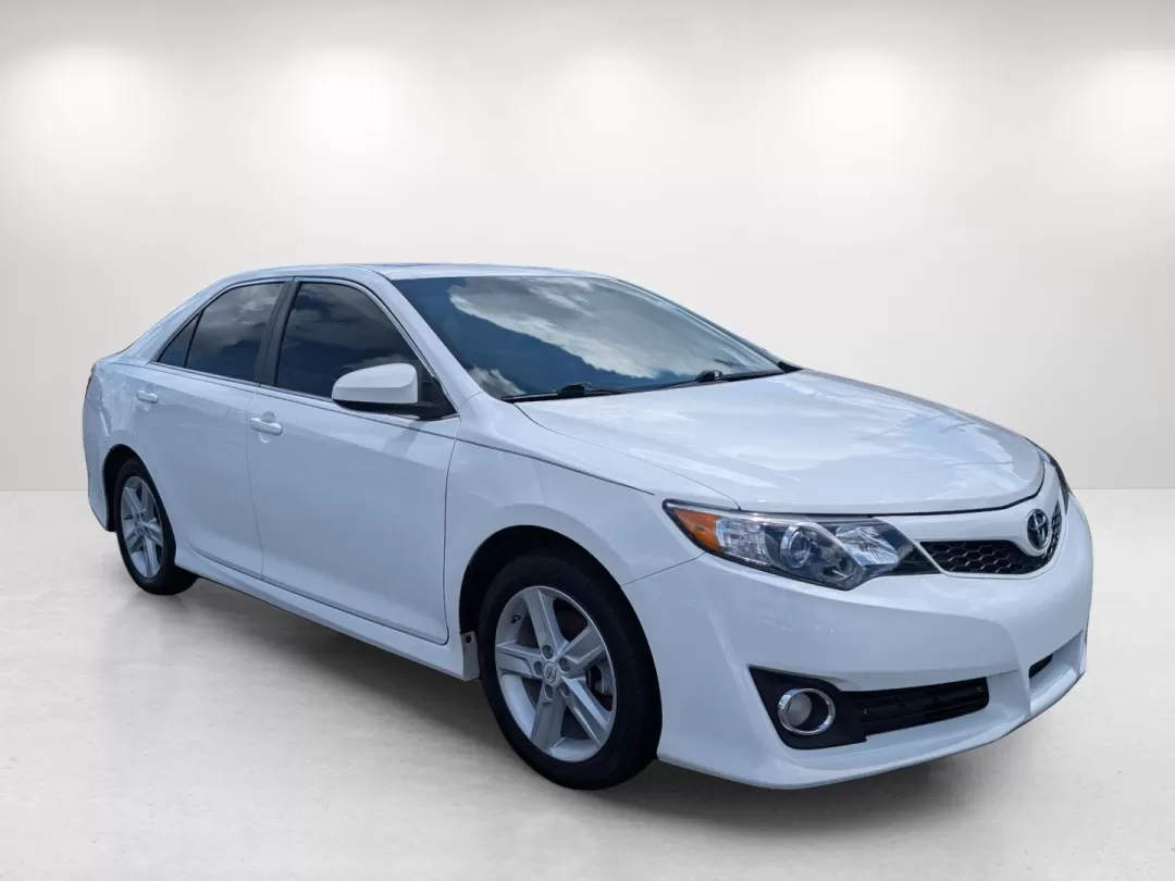 2012 Toyota Camry SE (4T1BF1FKXCU) with an Other engine, located at 5115 14th Ave., Columbus, GA, 31904, (706) 323-0345, 32.511494, -84.971046 - **Experience Comfort and Reliability with This 2012 Toyota Camry SE Perfect for Your Daily Commute or Family Outings!**<br /> <br /> Are you in search of a dependable sedan that combines style, comfort, and affordability? Look no further than this 2012 Toyota Camry SE, available now at Gils Auto in - Photo#2