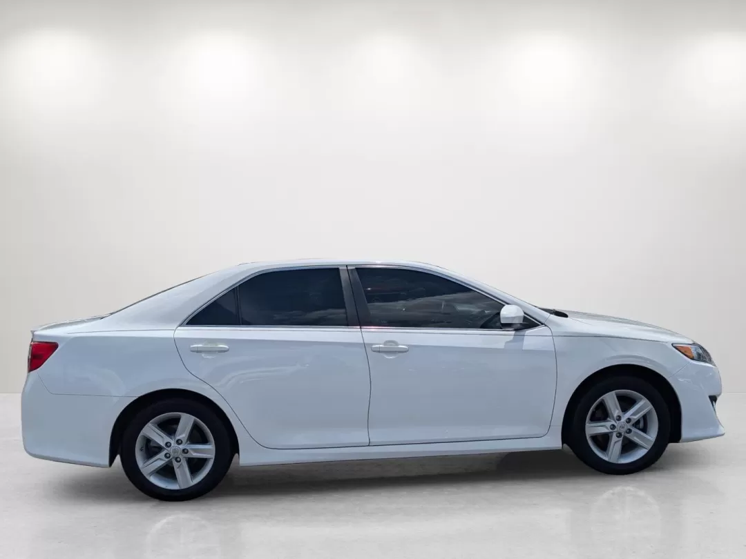 2012 Toyota Camry SE (4T1BF1FKXCU) with an Other engine, located at 5115 14th Ave., Columbus, GA, 31904, (706) 323-0345, 32.511494, -84.971046 - **Experience Comfort and Reliability with This 2012 Toyota Camry SE Perfect for Your Daily Commute or Family Outings!**<br /> <br /> Are you in search of a dependable sedan that combines style, comfort, and affordability? Look no further than this 2012 Toyota Camry SE, available now at Gils Auto in - Photo#3