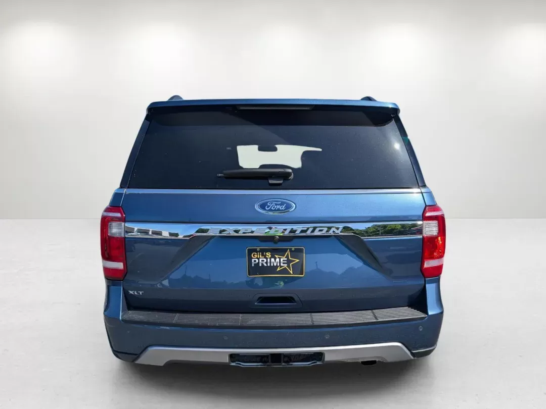 2018 Ford Expedition XLT (1FMJU1JT3JE) with an Other engine, located at 3959 U.S. 80 W, Phenix City, AL, 36870, (334) 297-4885, 32.469296, -85.135185 - Are you ready to elevate your family adventures or weekend getaways? Look no further than this stunning 2018 Ford Expedition XLT, available now at Gils Auto in Phenix City, AL. Perfectly designed for growing families and suitable for budget-conscious buyers, this SUV combines spaciousness, technolog - Photo#6