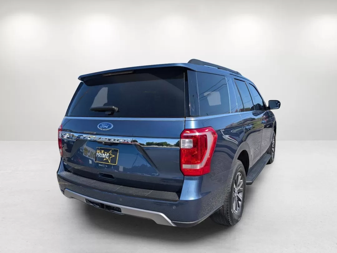2018 Ford Expedition XLT (1FMJU1JT3JE) with an Other engine, located at 7000 Northlake Connector, Columbus, GA, 31904, (706) 987-8085, 32.524975, -84.978134 - Are you ready to elevate your family adventures or weekend getaways? Look no further than this stunning 2018 Ford Expedition XLT, available now at Gils Auto in Phenix City, AL. Perfectly designed for growing families and suitable for budget-conscious buyers, this SUV combines spaciousness, technolog - Photo#4