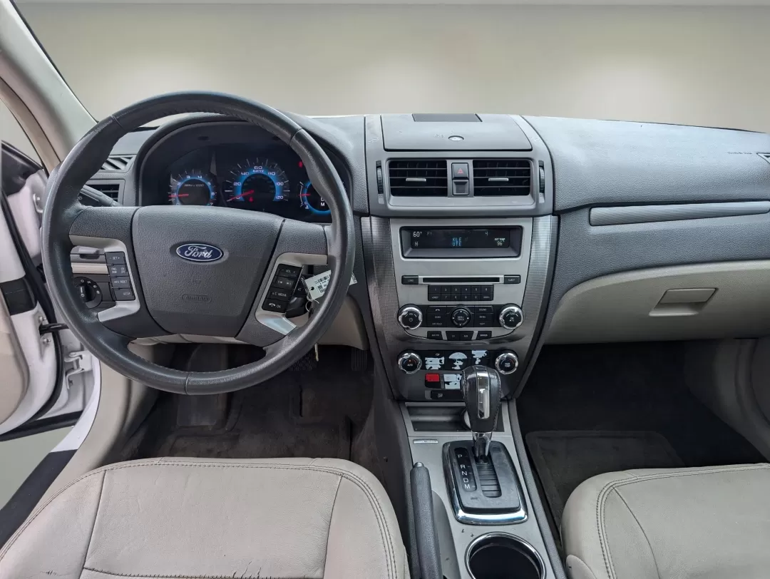 2012 Ford Fusion SEL (3FAHP0JG8CR) with an Other engine, located at 7000 Northlake Connector, Columbus, GA, 31904, (706) 987-8085, 32.524975, -84.978134 - **Experience Comfort and Reliability with This 2012 Ford Fusion SEL at Gils Auto - Opelika!**<br /> <br /> If you're searching for a dependable sedan that perfectly balances comfort and efficiency, look no further than this stunning 2012 Ford Fusion SEL at Gils Auto, located at 1430 Gateway Drive, O - Photo#11