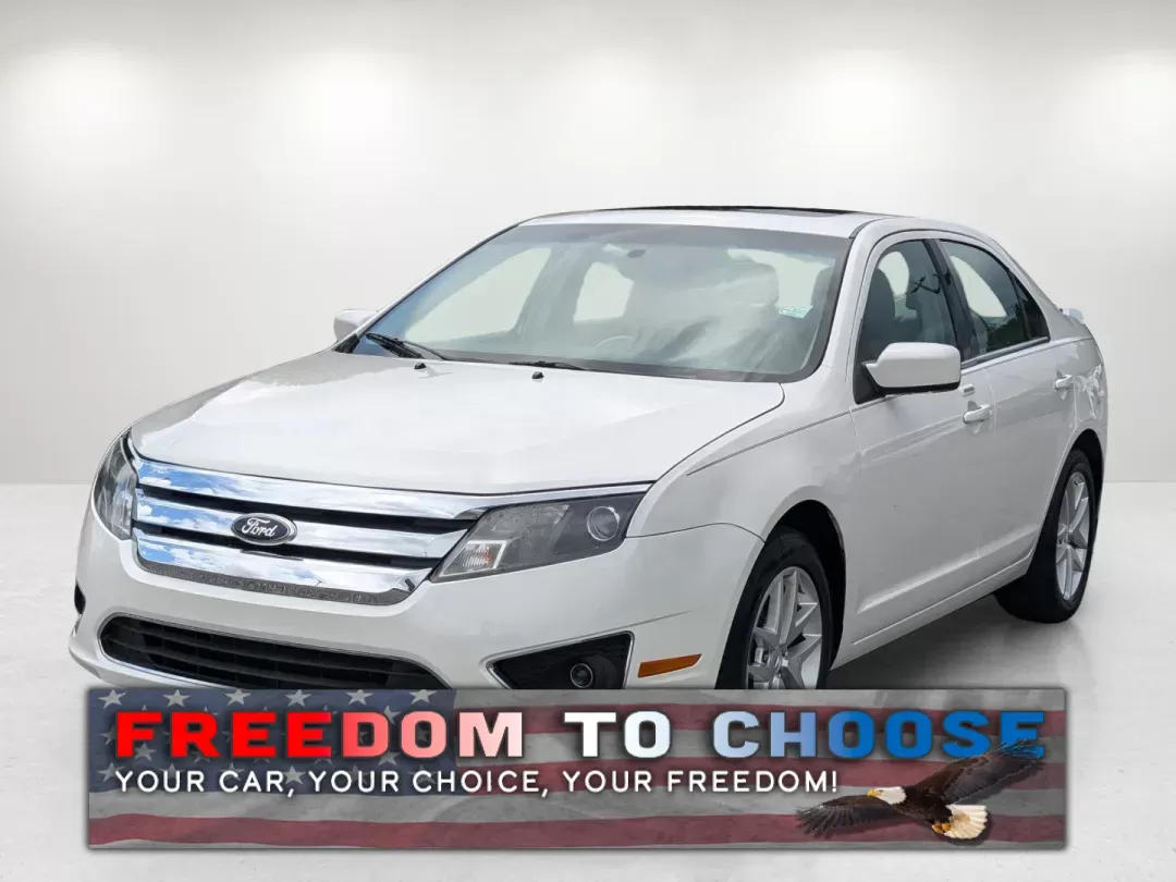 2012 Ford Fusion SEL (3FAHP0JG8CR) with an Other engine, located at 1430 Gateway Drive, Opelika, AL, 36801, (334) 239-0944, 32.637871, -85.409790 - **Discover Your Perfect Ride: 2012 Ford Fusion SEL at Gils Auto in Opelika, AL**<br /> <br /> Are you searching for a reliable sedan that effortlessly combines comfort, style, and practicality? Look no further than this 2012 Ford Fusion SEL, available now at Gils Auto, your trusted Buy Here Pay Here - Photo#0