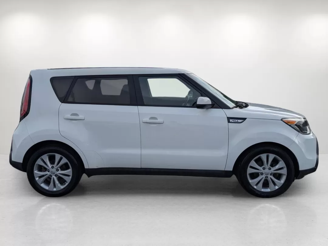 2015 /Black Kia Soul + (KNDJP3A59F7) with an Other engine, located at 3959 U.S. 80 W, Phenix City, AL, 36870, (334) 297-4885, 32.469296, -85.135185 - 2015 Kia Soul + - Photo#3