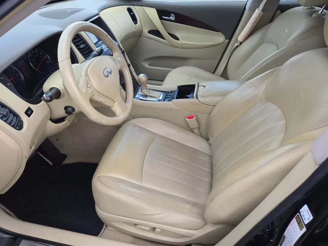 2010 /Wheat Infiniti EX35 Journey (JN1AJ0HP4AM) with an Other engine, located at 1430 Gateway Drive, Opelika, AL, 36801, (334) 239-0944, 32.637871, -85.409790 - **Discover the Perfect Blend of Luxury and Versatility with the 2010 Infiniti EX35!**<br /> <br /> Are you in search of a vehicle that effortlessly balances luxury, style, and functionality? The 2010 Infiniti EX35 is not just a car; it's an experience that caters to both your everyday needs and your - Photo#11