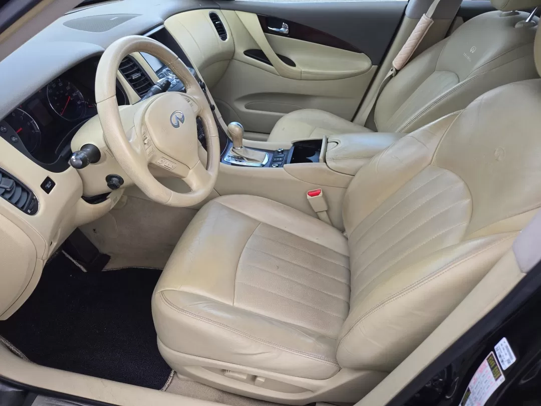 2010 /Wheat Infiniti EX35 Journey (JN1AJ0HP4AM) with an Other engine, located at 521 Old Farm Lane Rd, Prattville, AL, 36066, (334) 325-1505, 32.482460, -86.416367 - **Explore the Open Road with the 2010 Infiniti EX35 - Your Next Adventure Awaits!**<br /> <br /> Are you ready to elevate your driving experience? Whether you're a growing family in need of space, a commuter searching for comfort, or an adventurer eager to hit the road, the 2010 Infiniti EX35 is the - Photo#11