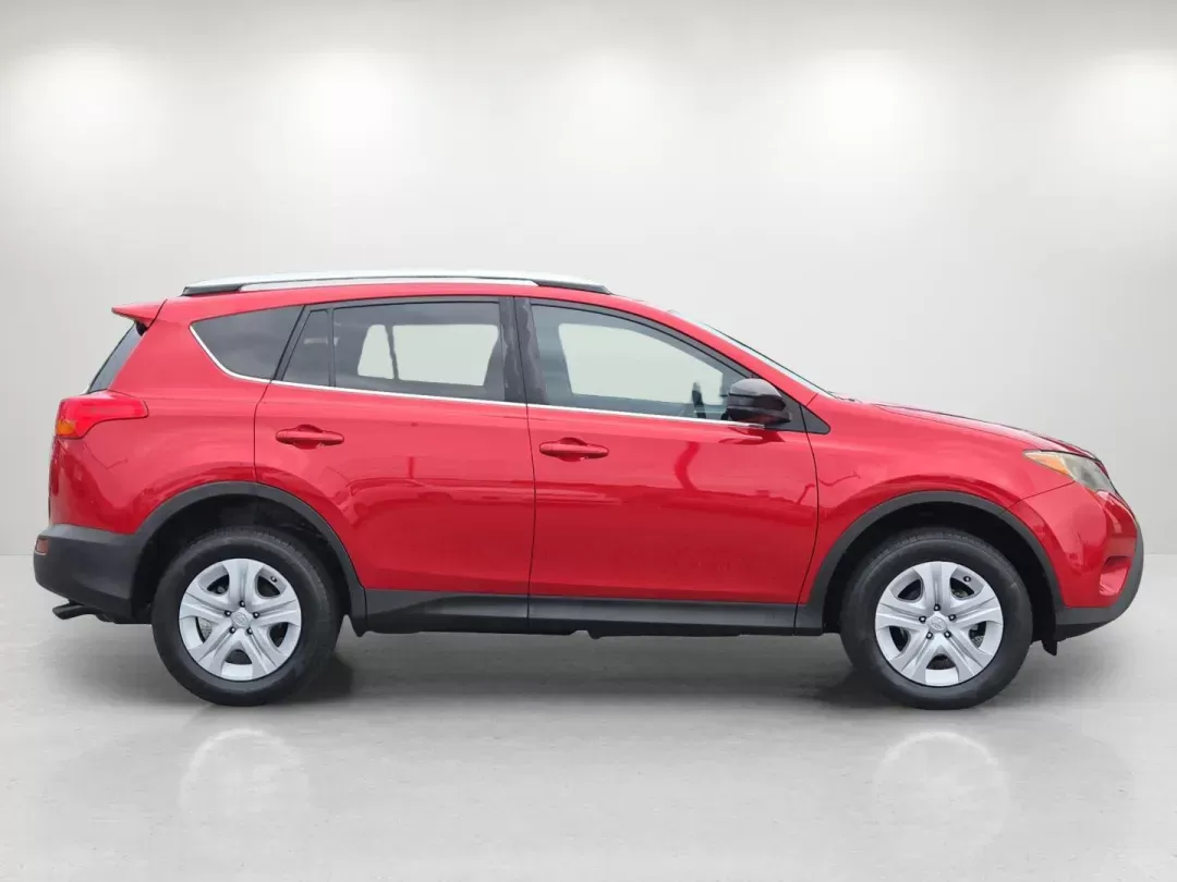 2013 Toyota RAV4 LE (2T3ZFREVXDW) with an Other engine, located at 1430 Gateway Drive, Opelika, AL, 36801, (334) 239-0944, 32.637871, -85.409790 - **Explore the Outdoors in Comfort: 2013 Toyota RAV4 LE at Gils Auto - Opelika**<br /> <br /> Are you ready to elevate your adventures and tackle your daily commute with confidence? The 2013 Toyota RAV4 LE is the perfect companion for families on the move, weekend warriors, or anyone looking for a re - Photo#3