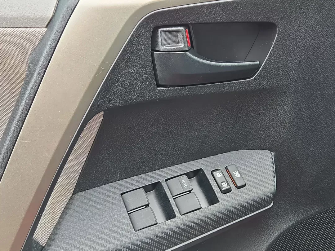 2013 Toyota RAV4 LE (2T3ZFREVXDW) with an Other engine, located at 1430 Gateway Drive, Opelika, AL, 36801, (334) 239-0944, 32.637871, -85.409790 - **Explore the Outdoors in Comfort: 2013 Toyota RAV4 LE at Gils Auto - Opelika**<br /> <br /> Are you ready to elevate your adventures and tackle your daily commute with confidence? The 2013 Toyota RAV4 LE is the perfect companion for families on the move, weekend warriors, or anyone looking for a re - Photo#10
