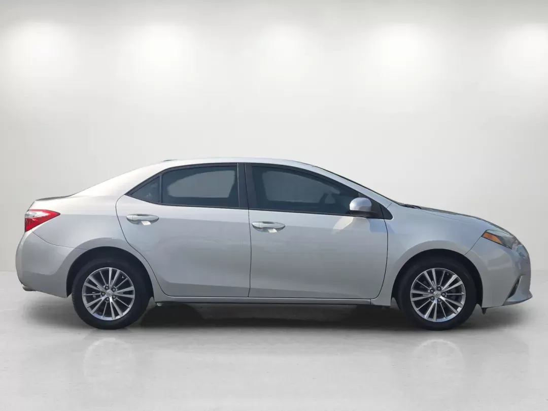 2015 Toyota Corolla LE (2T1BURHE2FC) with an Other engine, located at 1430 Gateway Drive, Opelika, AL, 36801, (334) 239-0944, 32.637871, -85.409790 - **Discover Freedom with the 2015 Toyota Corolla LE: The Ideal Sedan for Your Daily Adventures!**<br /> <br /> Whether you're commuting to work, taking the kids to soccer practice, or planning weekend getaways, the 2015 Toyota Corolla LE is the perfect companion for your busy lifestyle. With its blen - Photo#3