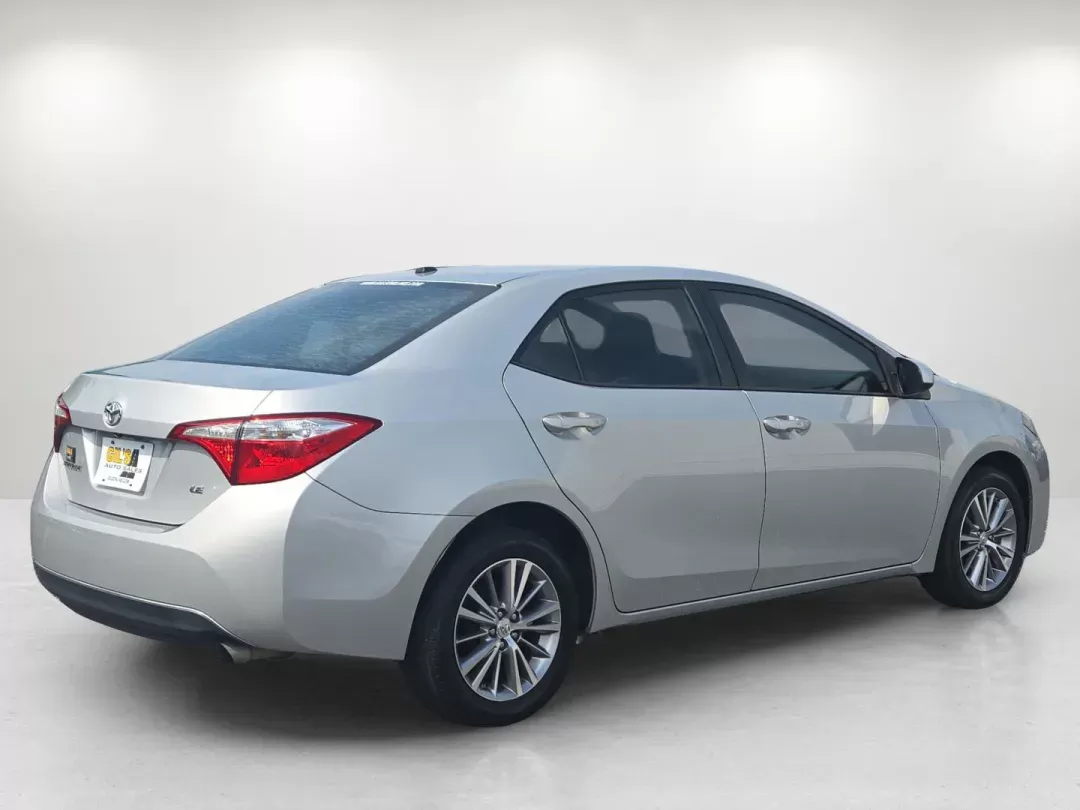2015 Toyota Corolla LE (2T1BURHE2FC) with an Other engine, located at 1430 Gateway Drive, Opelika, AL, 36801, (334) 239-0944, 32.637871, -85.409790 - **Discover Freedom with the 2015 Toyota Corolla LE: The Ideal Sedan for Your Daily Adventures!**<br /> <br /> Whether you're commuting to work, taking the kids to soccer practice, or planning weekend getaways, the 2015 Toyota Corolla LE is the perfect companion for your busy lifestyle. With its blen - Photo#4