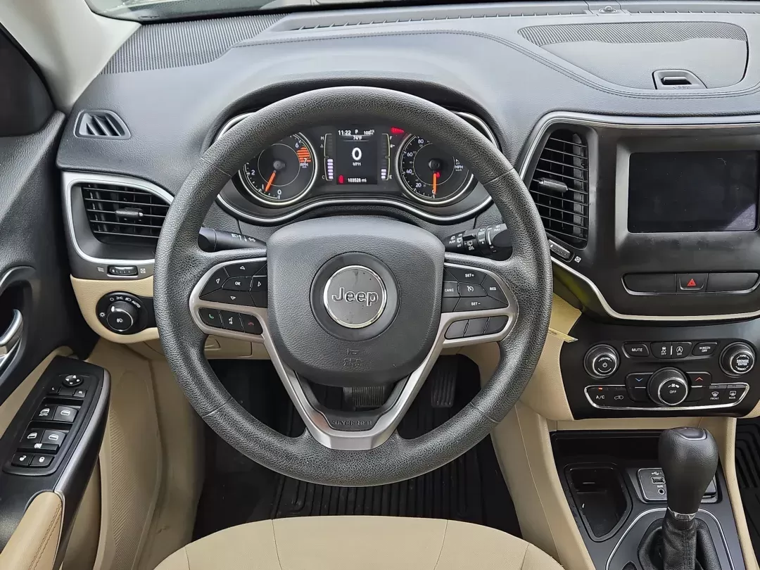 2019 /Lt Frost Beige/Black Jeep Cherokee Latitude (1C4PJLCB1KD) with an Other engine, located at 1430 Gateway Drive, Opelika, AL, 36801, (334) 239-0944, 32.637871, -85.409790 - **Discover Adventure with the 2019 Jeep Cherokee Latitude at Gils Auto!**<br /> <br /> Are you ready to elevate your driving experience? Whether you're embarking on family road trips, commuting to work, or enjoying weekend getaways, the 2019 Jeep Cherokee Latitude offers the versatility and comfort - Photo#15