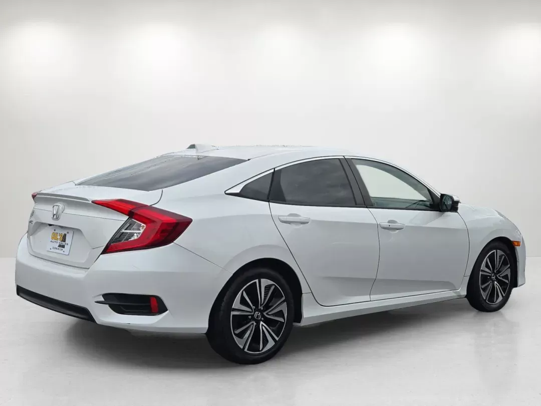 2016 Honda Civic Sedan EX-T (19XFC1F38GE) with an Other engine, located at 1430 Gateway Drive, Opelika, AL, 36801, (334) 239-0944, 32.637871, -85.409790 - **Discover Your New Adventure with This 2016 Honda Civic EX-T Sedan!**<br /> <br /> Are you in search of a reliable vehicle that can effortlessly transition from your daily commute to weekend adventures? Look no further! This 2016 Honda Civic Sedan EX-T is the perfect blend of style, performance, an - Photo#4