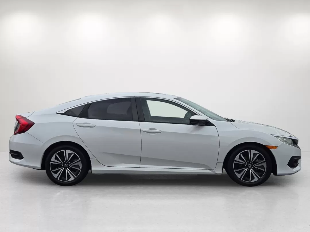 2016 Honda Civic Sedan EX-T (19XFC1F38GE) with an Other engine, located at 7000 Northlake Connector, Columbus, GA, 31904, (706) 987-8085, 32.524975, -84.978134 - **Unleash Your Driving Potential with the 2016 Honda Civic Sedan at Gils Auto!**<br /> <br /> Are you ready to elevate your daily commute and family outings to a whole new level? The 2016 Honda Civic Sedan EX-T is the perfect blend of reliability, style, and advanced features, making it an ideal cho - Photo#3