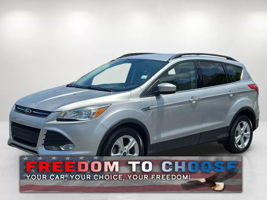 2016 Ford Escape SE (1FMCU0GX3GU) with an Other engine, located at 1430 Gateway Drive, Opelika, AL, 36801, (334) 239-0944, 32.637871, -85.409790 - **Unleash Adventure with the 2016 Ford Escape SE at Gils Auto in Opelika, AL!**<br /> <br /> Are you ready to elevate your lifestyle with a vehicle that perfectly blends comfort, performance, and versatility? Look no further than this 2016 Ford Escape SE, ideally suited for both weekend adventures a - Photo#0