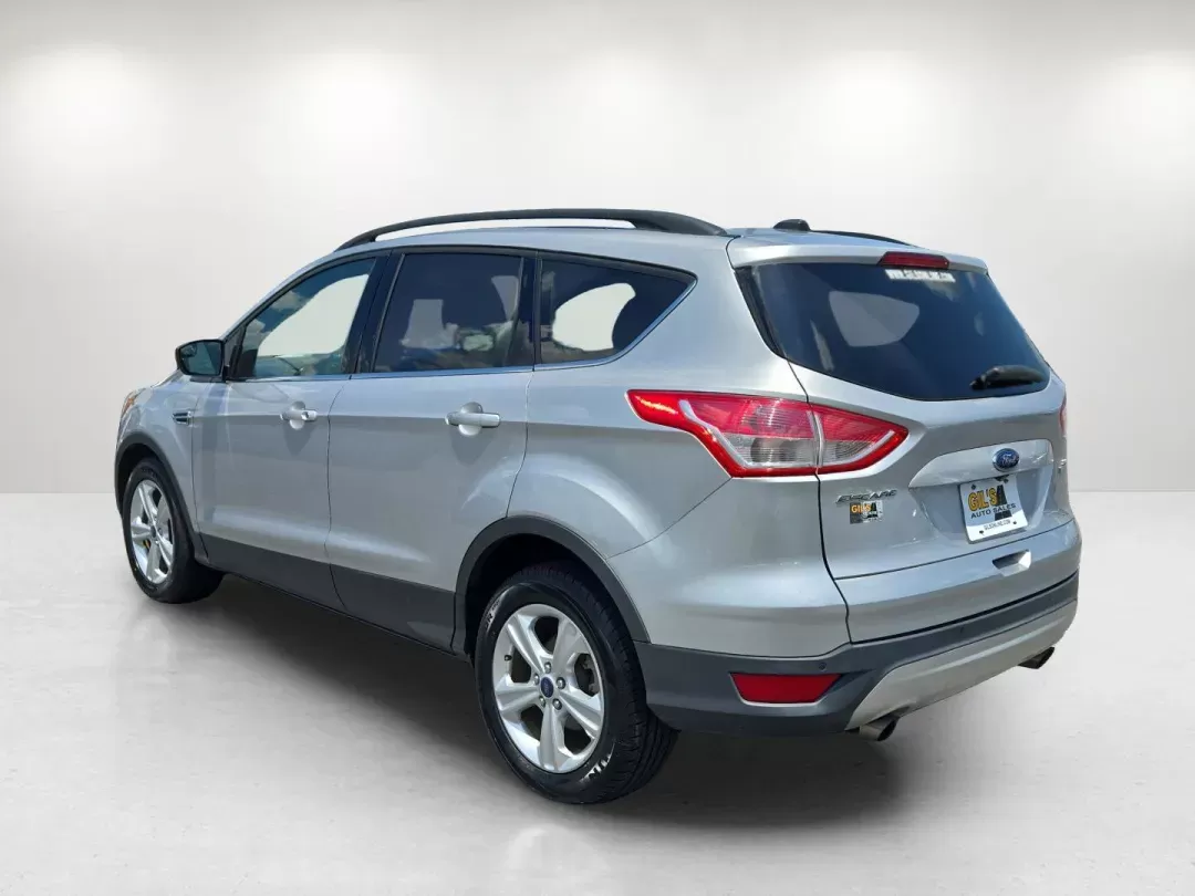 2016 Ford Escape SE (1FMCU0GX3GU) with an Other engine, located at 1430 Gateway Drive, Opelika, AL, 36801, (334) 239-0944, 32.637871, -85.409790 - **Unleash Adventure with the 2016 Ford Escape SE at Gils Auto in Opelika, AL!**<br /> <br /> Are you ready to elevate your lifestyle with a vehicle that perfectly blends comfort, performance, and versatility? Look no further than this 2016 Ford Escape SE, ideally suited for both weekend adventures a - Photo#6