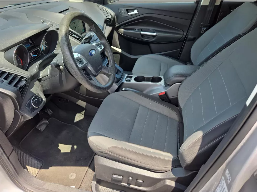 2016 Ford Escape SE (1FMCU0GX3GU) with an Other engine, located at 1430 Gateway Drive, Opelika, AL, 36801, (334) 239-0944, 32.637871, -85.409790 - **Unleash Adventure with the 2016 Ford Escape SE at Gils Auto in Opelika, AL!**<br /> <br /> Are you ready to elevate your lifestyle with a vehicle that perfectly blends comfort, performance, and versatility? Look no further than this 2016 Ford Escape SE, ideally suited for both weekend adventures a - Photo#11