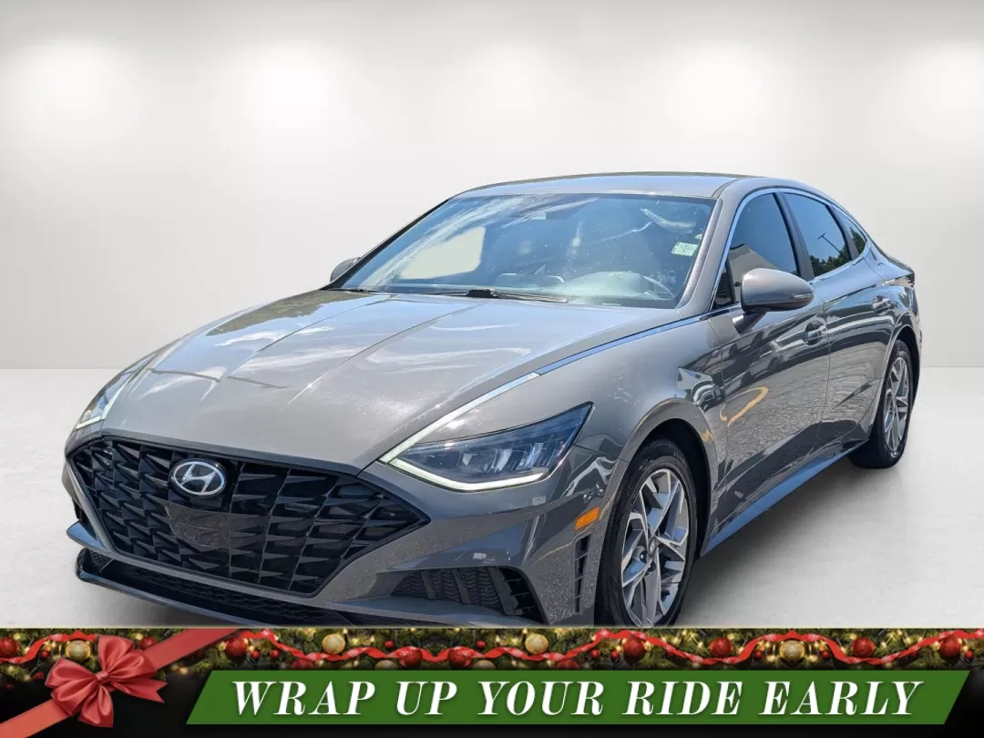 2020 /Dark Gray Hyundai Sonata SEL (5NPEL4JA3LH) with an Other engine, located at 521 Old Farm Lane Rd, Prattville, AL, 36066, (334) 325-1505, 32.482460, -86.416367 - **Discover a New Level of Comfort and Style with the 2020 Hyundai Sonata SEL at Gils Auto Opelika!**<br /> <br /> Are you in the market for a vehicle that perfectly balances style, performance, and safety? Look no further than the 2020 Hyundai Sonata SEL, now available at Gils Auto located at 1430 - Photo#0