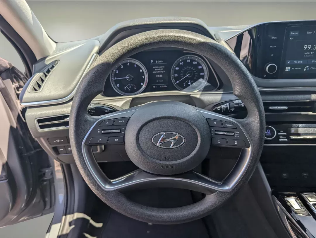 2020 /Dark Gray Hyundai Sonata SEL (5NPEL4JA3LH) with an Other engine, located at 1430 Gateway Drive, Opelika, AL, 36801, (334) 239-0944, 32.637871, -85.409790 - ### Experience Comfort and Style with the 2020 Hyundai Sonata SEL in Opelika, AL!<br /> <br /> Are you searching for the perfect sedan that balances luxury and practicality for your daily commutes? Look no further than the 2020 Hyundai Sonata SEL, available now at Gils Auto in Opelika, AL! This styl - Photo#15