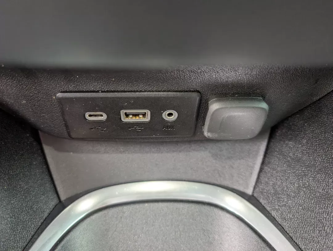 2021 /Jet Black Chevrolet Malibu LT (1G1ZD5STXMF) with an Other engine, located at 1430 Gateway Drive, Opelika, AL, 36801, (334) 239-0944, 32.637871, -85.409790 - **Discover Your Next Adventure with the 2021 Chevrolet Malibu LT at Gils Auto - Opelika!**<br /> <br /> Are you on the hunt for a dependable sedan that effortlessly combines style, comfort, and modern technology? Look no further! The **2021 Chevrolet Malibu LT** is designed for those who value versa - Photo#13