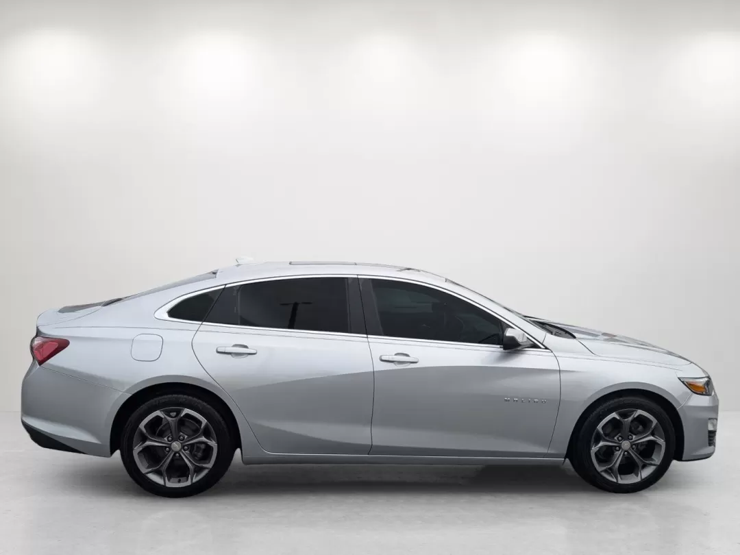 2021 /Jet Black Chevrolet Malibu LT (1G1ZD5STXMF) with an Other engine, located at 1430 Gateway Drive, Opelika, AL, 36801, (334) 239-0944, 32.637871, -85.409790 - **Elevate Your Daily Drive with the 2021 Chevrolet Malibu LT from Gils Auto!**<br /> <br /> Are you looking for a sleek, reliable sedan that comfortably accommodates your family's daily journey or weekend adventures? Look no further than the stunning 2021 Chevrolet Malibu LT, available now at Gils A - Photo#4