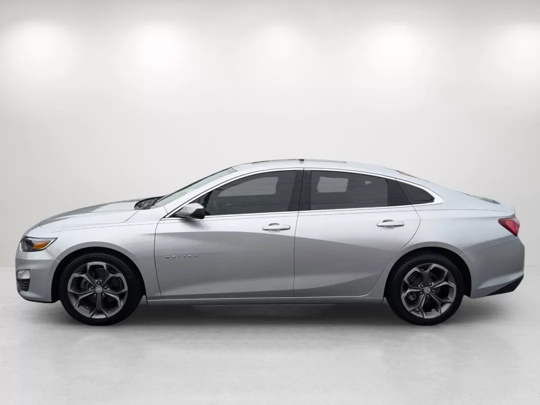 2021 /Jet Black Chevrolet Malibu LT (1G1ZD5STXMF) with an Other engine, located at 1430 Gateway Drive, Opelika, AL, 36801, (334) 239-0944, 32.637871, -85.409790 - **Elevate Your Daily Drive with the 2021 Chevrolet Malibu LT from Gils Auto!**<br /> <br /> Are you looking for a sleek, reliable sedan that comfortably accommodates your family's daily journey or weekend adventures? Look no further than the stunning 2021 Chevrolet Malibu LT, available now at Gils A - Photo#8