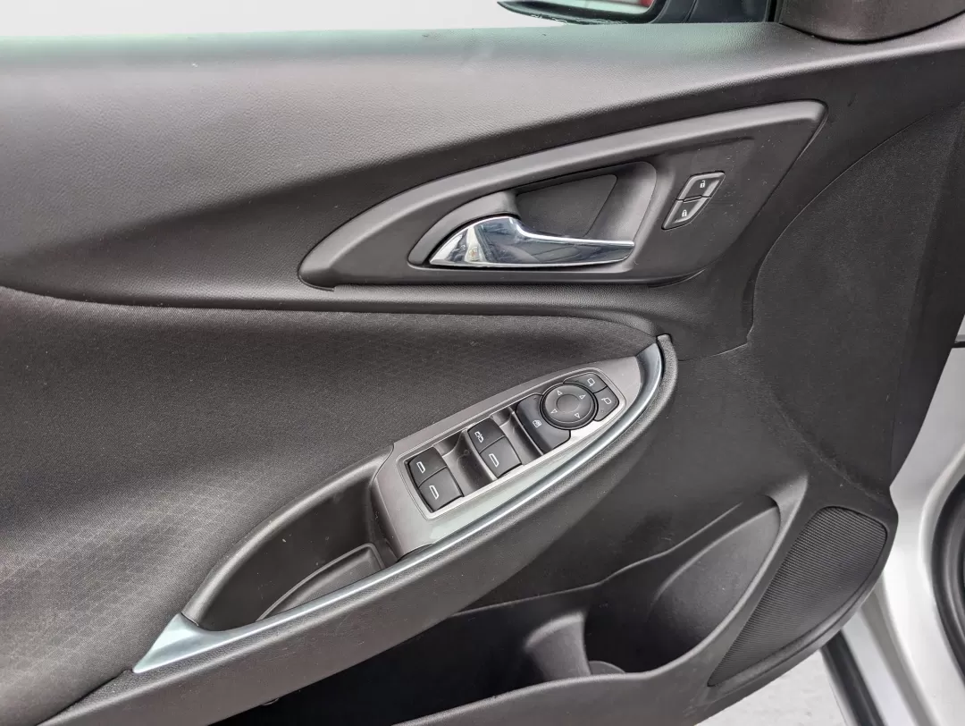 2021 /Jet Black Chevrolet Malibu LT (1G1ZD5STXMF) with an Other engine, located at 1430 Gateway Drive, Opelika, AL, 36801, (334) 239-0944, 32.637871, -85.409790 - **Elevate Your Daily Drive with the 2021 Chevrolet Malibu LT from Gils Auto!**<br /> <br /> Are you looking for a sleek, reliable sedan that comfortably accommodates your family's daily journey or weekend adventures? Look no further than the stunning 2021 Chevrolet Malibu LT, available now at Gils A - Photo#9