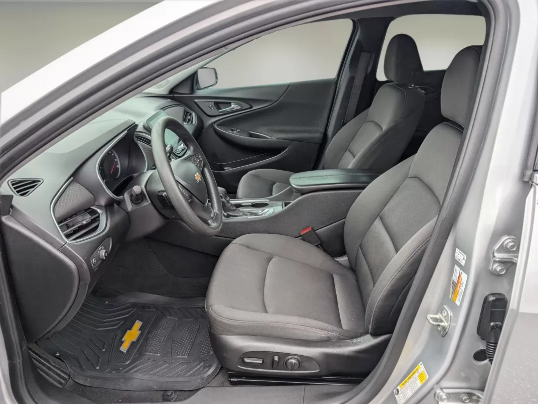 2021 /Jet Black Chevrolet Malibu LT (1G1ZD5STXMF) with an Other engine, located at 1430 Gateway Drive, Opelika, AL, 36801, (334) 239-0944, 32.637871, -85.409790 - **Elevate Your Daily Drive with the 2021 Chevrolet Malibu LT from Gils Auto!**<br /> <br /> Are you looking for a sleek, reliable sedan that comfortably accommodates your family's daily journey or weekend adventures? Look no further than the stunning 2021 Chevrolet Malibu LT, available now at Gils A - Photo#10