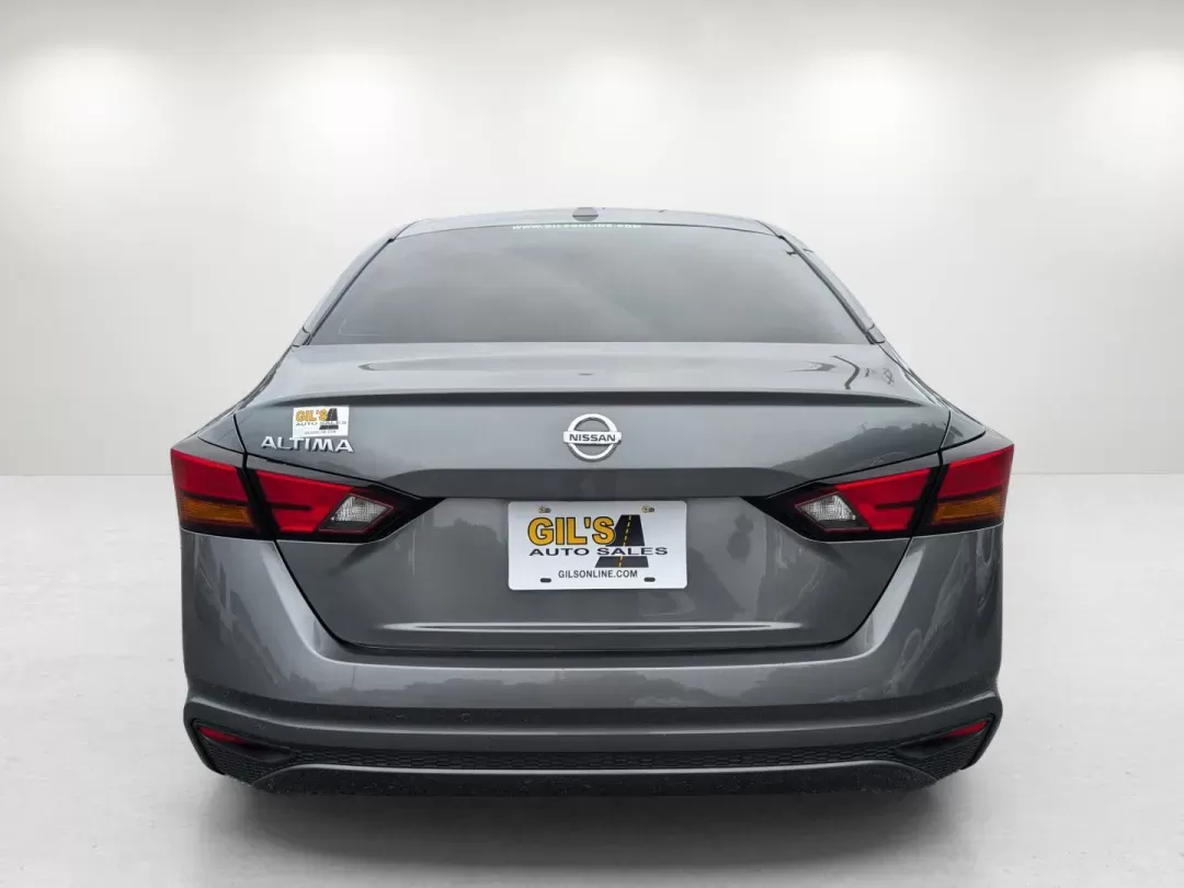 2020 /Charcoal Nissan Altima 2.5 S (1N4BL4BV3LC) with an Other engine, located at 1430 Gateway Drive, Opelika, AL, 36801, (334) 239-0944, 32.637871, -85.409790 - **Discover Freedom on the Road with the 2020 Nissan Altima at Gils Auto - Opelika!**<br /> <br /> Are you ready to elevate your daily commute or embark on unforgettable weekend adventures? The 2020 Nissan Altima, available at Gils Auto in Opelika, AL, is the perfect blend of comfort, efficiency, and - Photo#5