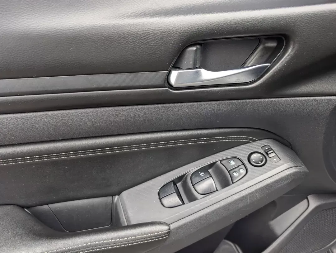 2020 /Charcoal Nissan Altima 2.5 S (1N4BL4BV3LC) with an Other engine, located at 1430 Gateway Drive, Opelika, AL, 36801, (334) 239-0944, 32.637871, -85.409790 - **Discover Freedom on the Road with the 2020 Nissan Altima at Gils Auto - Opelika!**<br /> <br /> Are you ready to elevate your daily commute or embark on unforgettable weekend adventures? The 2020 Nissan Altima, available at Gils Auto in Opelika, AL, is the perfect blend of comfort, efficiency, and - Photo#8