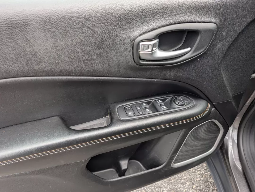 2017 /Black Jeep Compass Latitude (3C4NJDBBXHT) with an Other engine, located at 1430 Gateway Drive, Opelika, AL, 36801, (334) 239-0944, 32.637871, -85.409790 - **Adventure Awaits with This 2017 Jeep Compass Latitude at Gils Auto Opelika, AL!**<br /> <br /> Are you ready to embark on your next adventure? Whether you're a daily commuter navigating the hustle and bustle of Opelika or a weekend warrior seeking thrills on untamed trails, this 2017 Jeep Compass - Photo#8